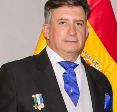 Presidente-y-Gran-Comendador-D.-Cesar-J.-Fco.-Dominguez